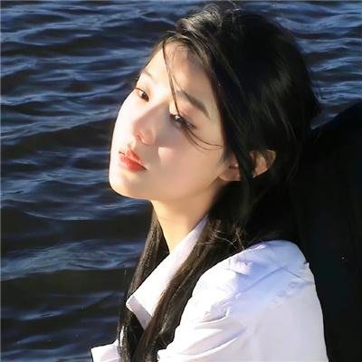 5个吓鬼的少年